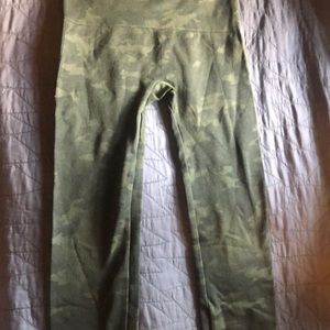 High Rise Camouflaged leggings